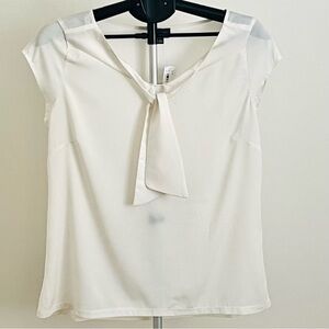 The Limited Mixed Media Cap Sleeve Cream Blouse With Tie Neckline Size Large NWT